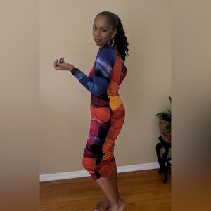 Multicolor Ruched Women's Midi Dress-Gently Worn Great Condition